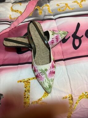 Floral Beaded Pointed Toe Slingback Flats - Pink